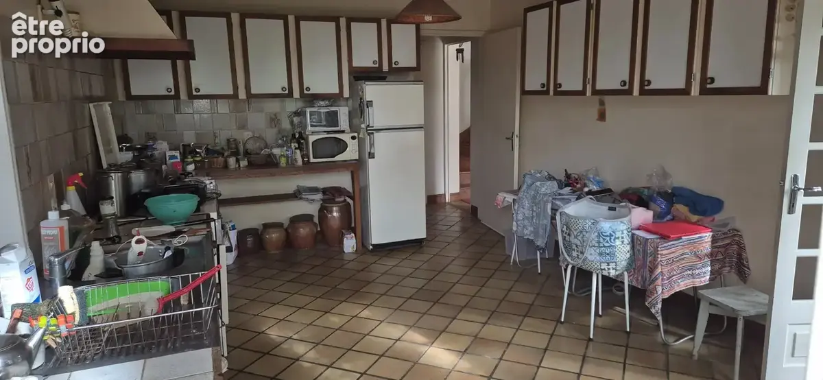Corps de Ferme de 340 m2, avec plusieurs maisons indépendantes et 200 m2 de dépendances - photo 24