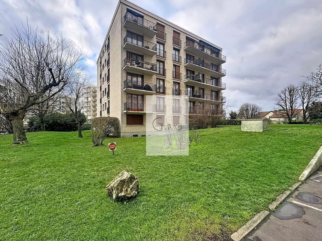 Appartement 67 m² à Fresnes  - photo 7