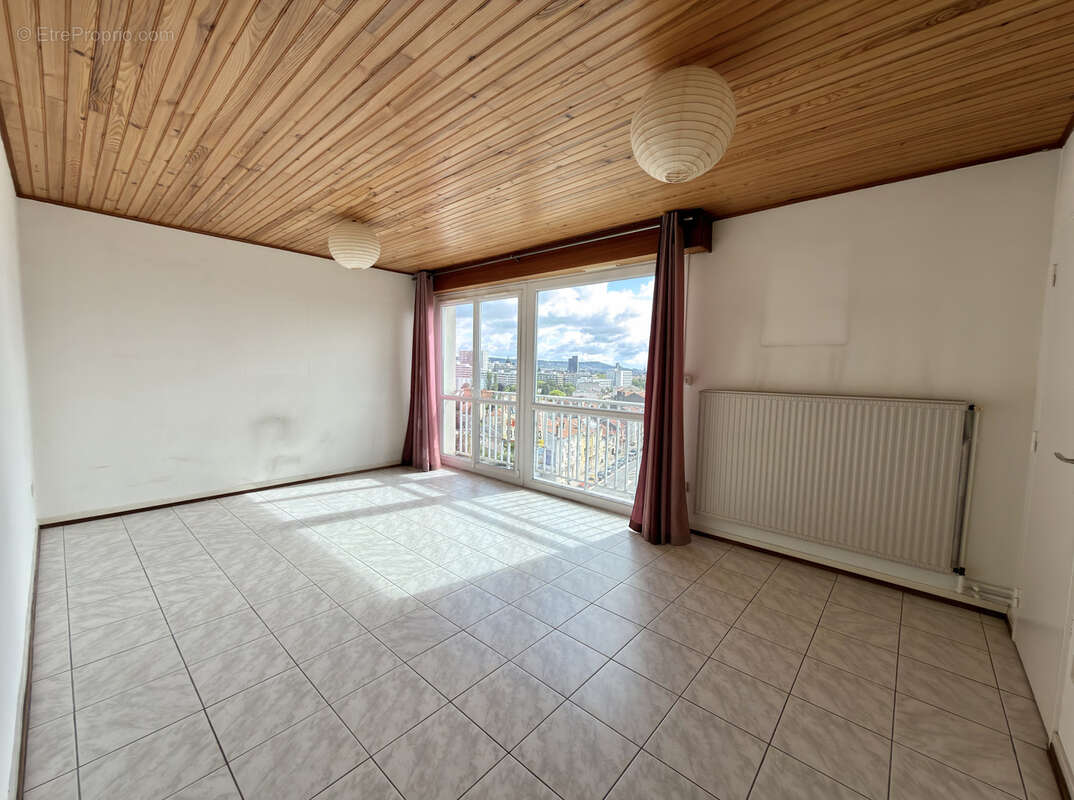 Appartement à LAXOU