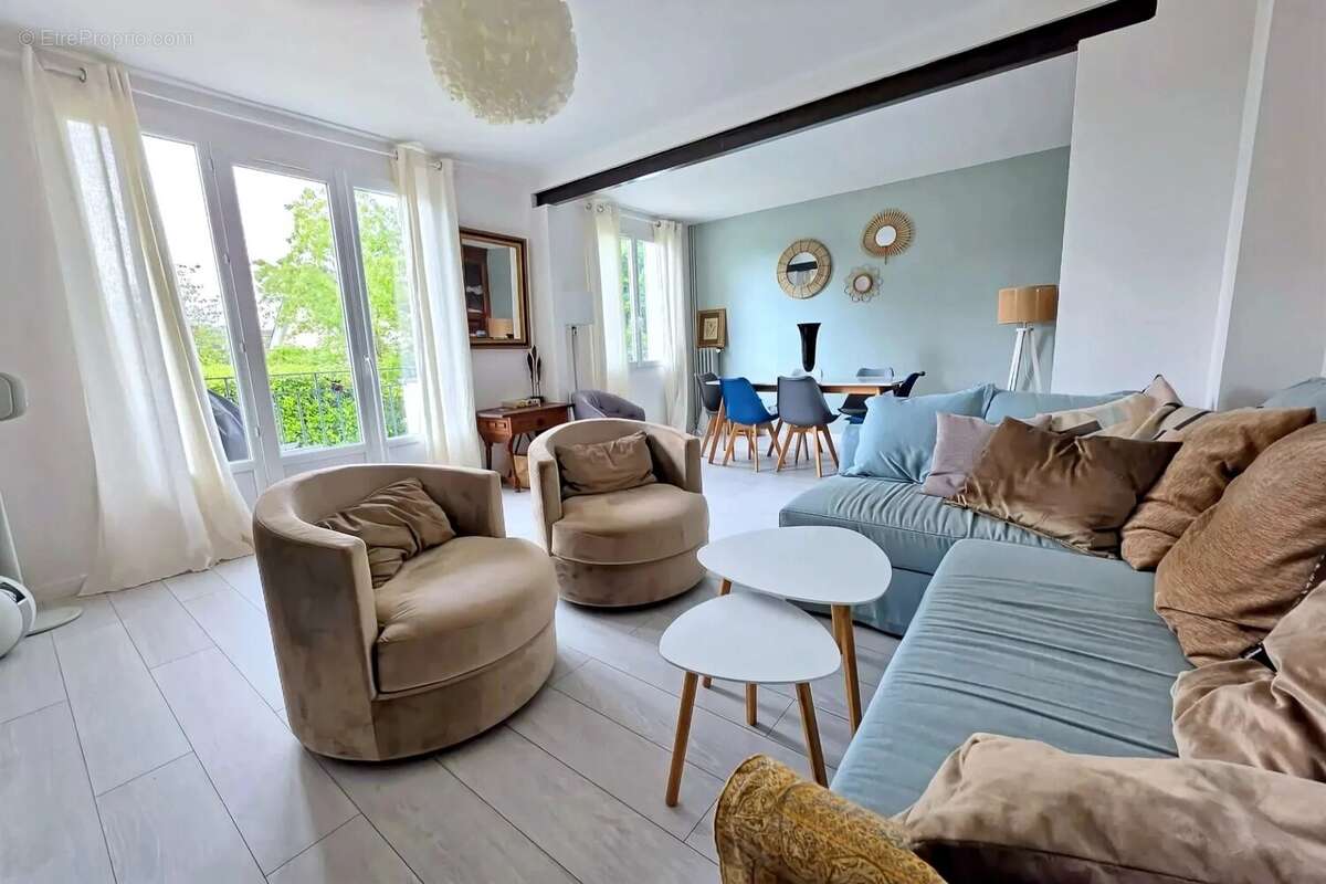 Appartement à CROISSY-SUR-SEINE