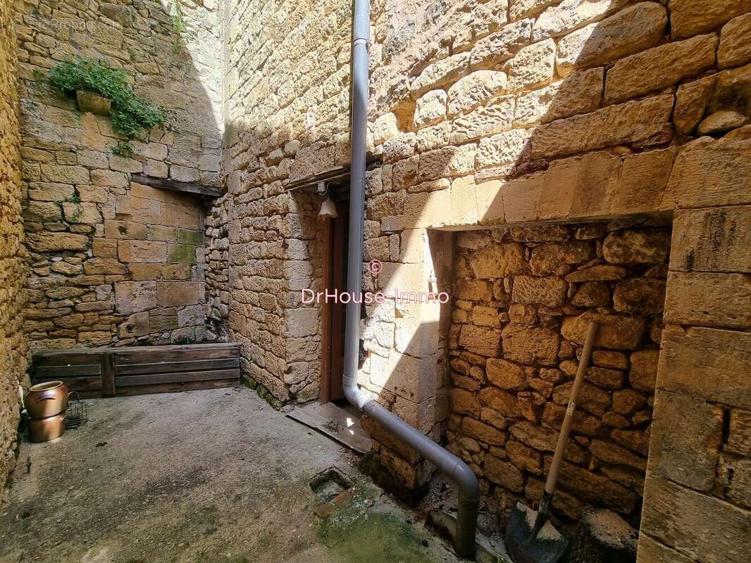 Maison 118 m² à Beaumont-Du-Perigord  - photo 32