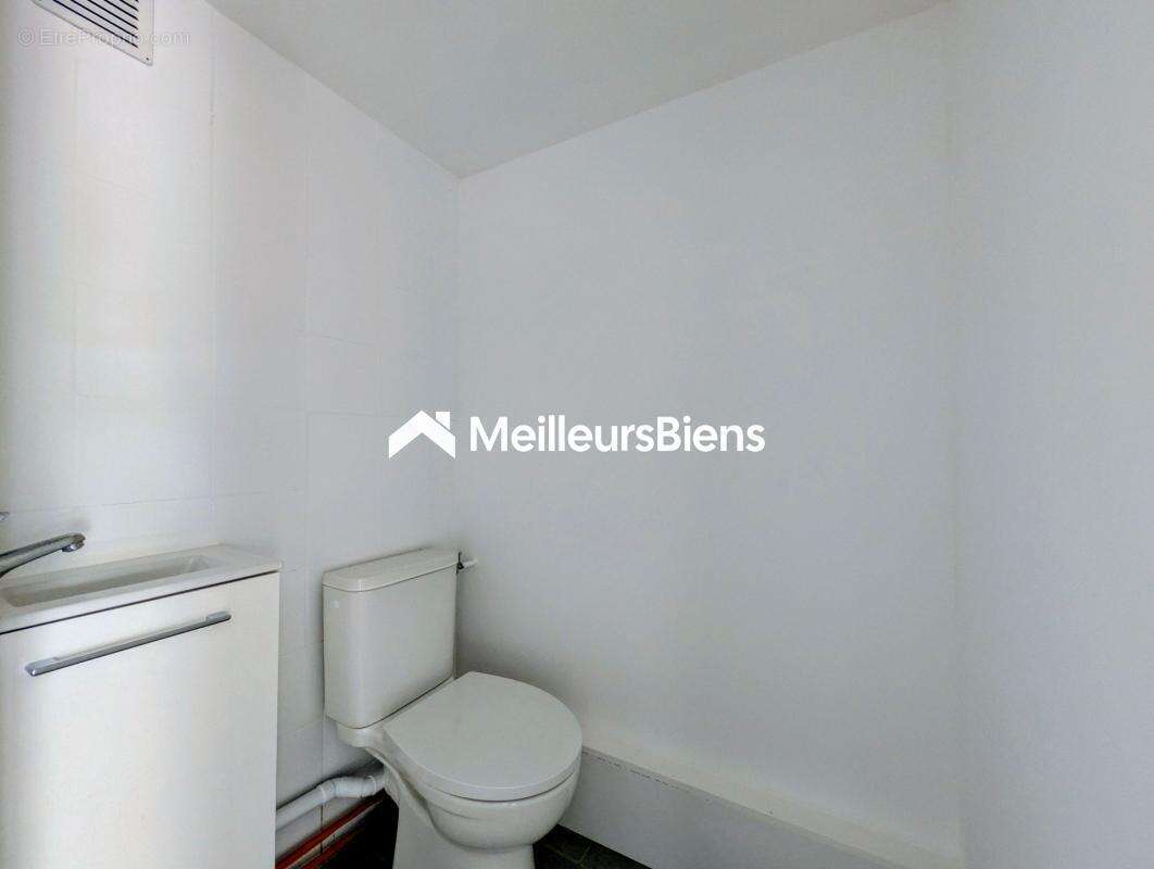 Commerce à MEULAN