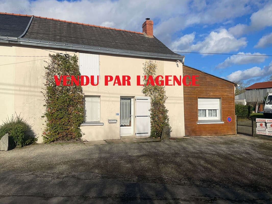 Maison à SAINT-MARS-DU-DESERT