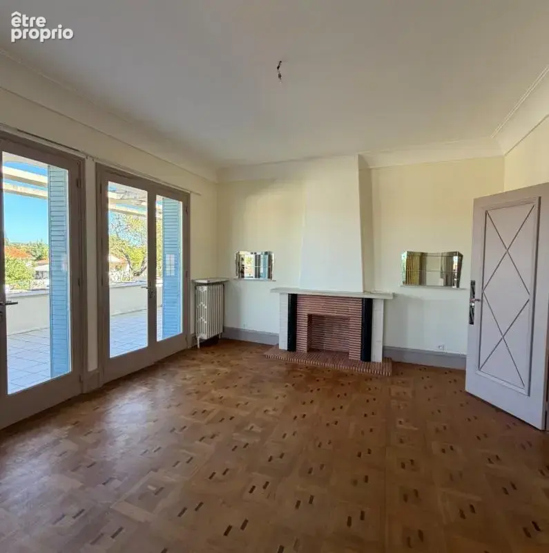 Magnac sur Touvre. Maison 125 m² sur sous-sol avec terrain de 2204 m² - photo 6