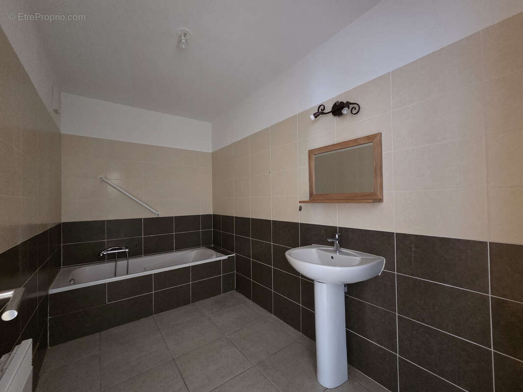 Appartement à SAN-GIULIANO