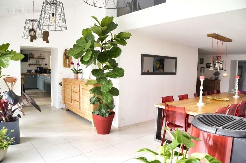 Maison à LE GUE-D'ALLERE