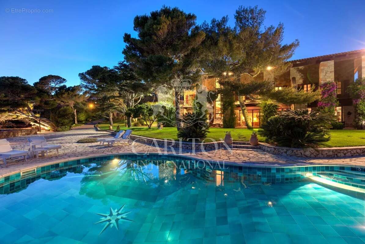 EXCLUSIVITÉ – Demeure Méditerranéenne avec accès privé à la mer - photo 8