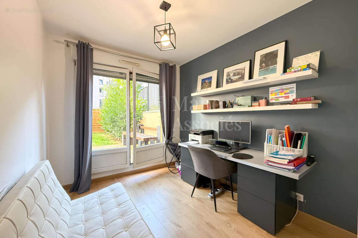 Appartement à ASNIERES-SUR-SEINE