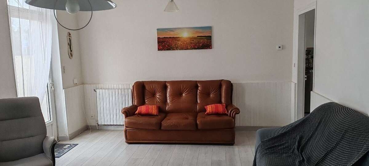 Maison à CHALETTE-SUR-LOING