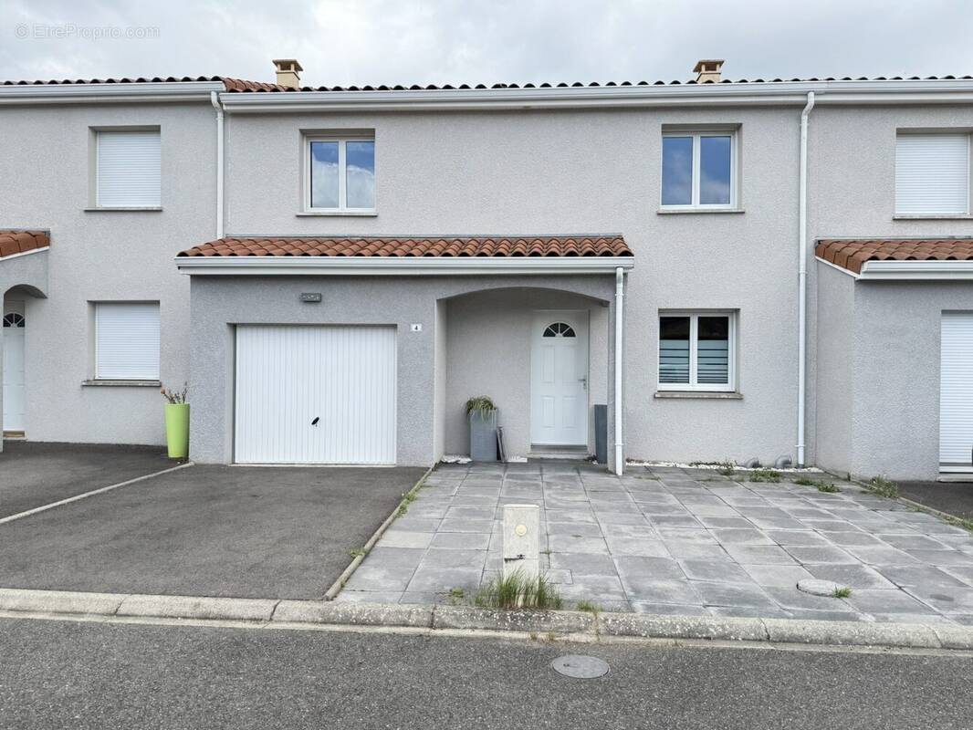 Maison à LA TALAUDIERE