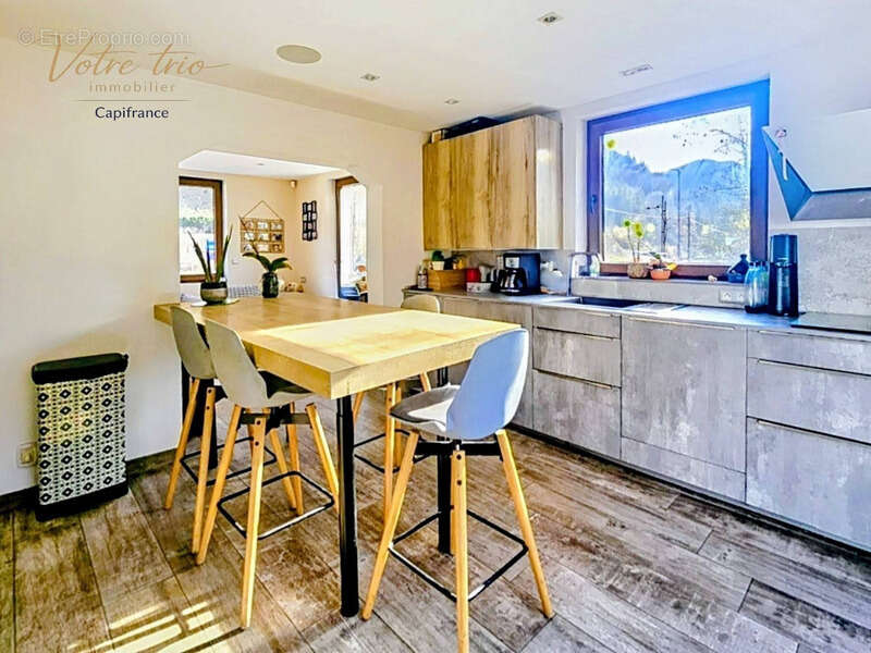 Maison à SAINT-JEOIRE