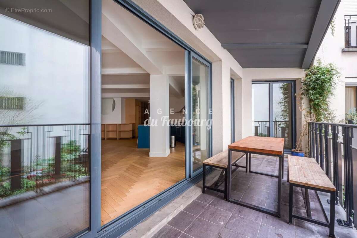 Appartement à PARIS-10E