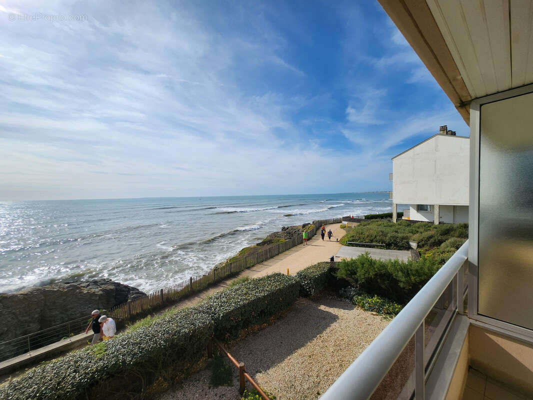 vue imprenable directe sur mer, centre de Sion sur l'Océan, pour ce 56 m2 avec garage et cave ! - photo 12