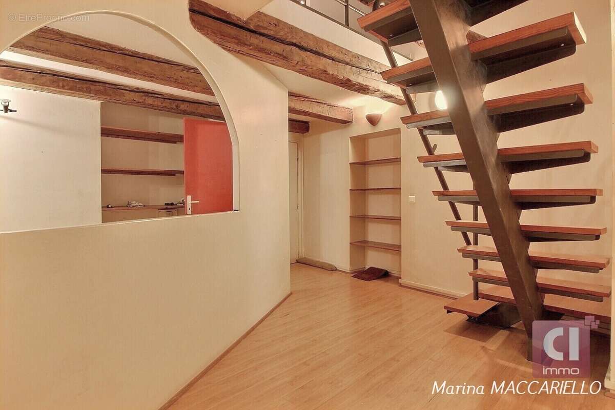 APPARTEMENT / duplex 188 m² - République Marseille 13002 - photo 10