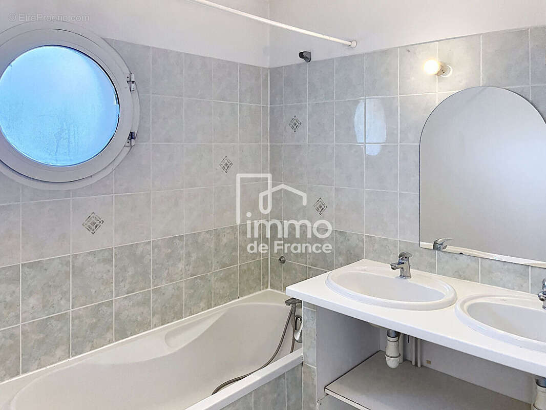 Maison T4 avec garage Bourg En Bresse 92.87 m2 - photo 9