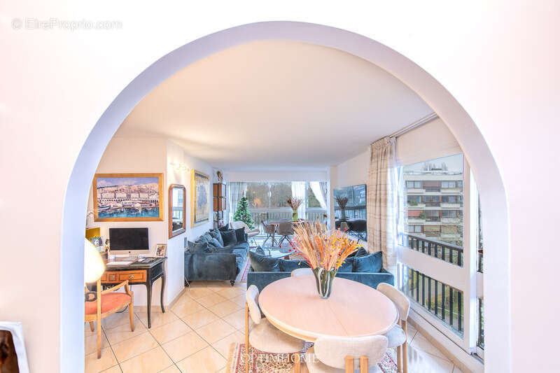 Appartement à LE CHESNAY