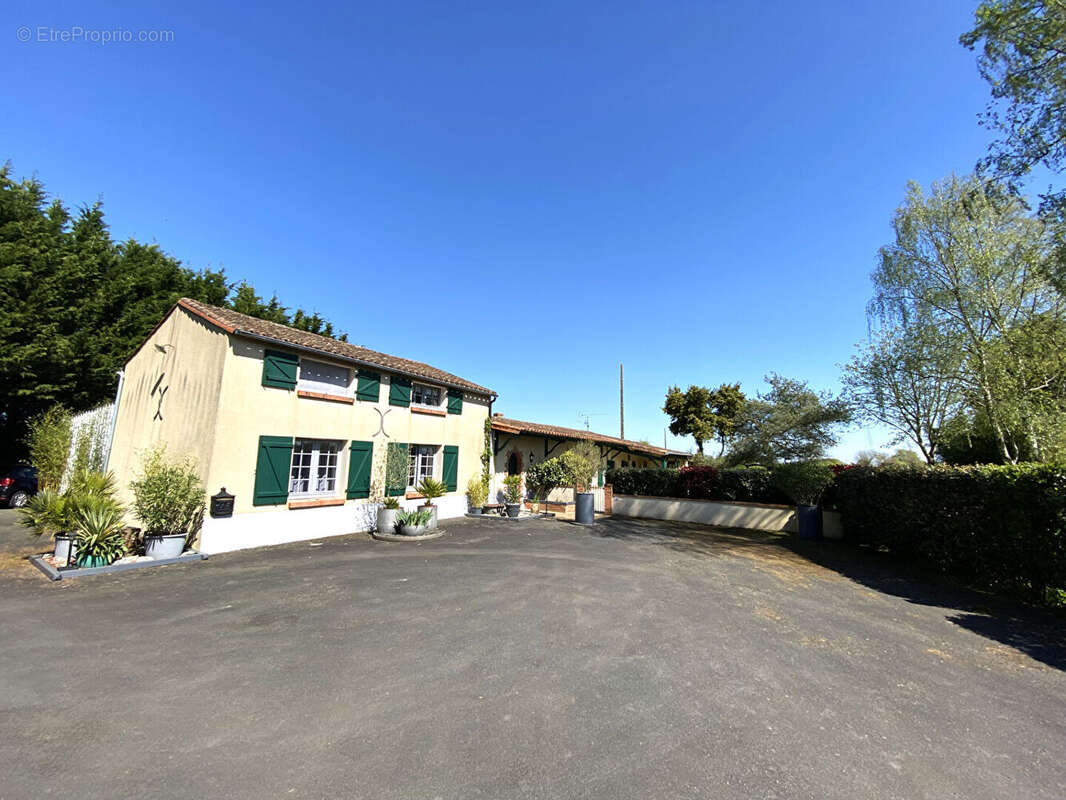 Maison à MAULEVRIER