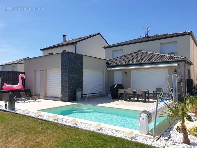 Maison à HETTANGE-GRANDE