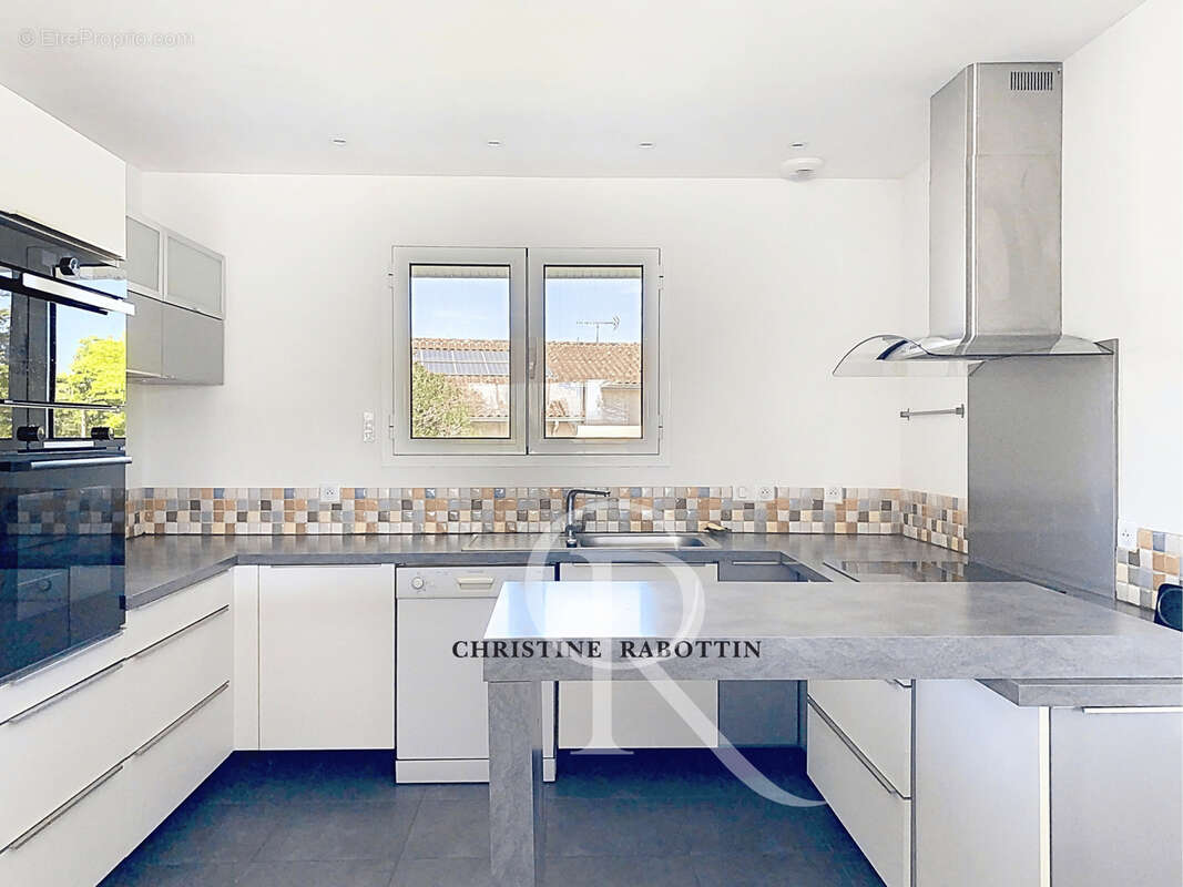 Maison à SAINT-MARTIN-DE-SEIGNANX