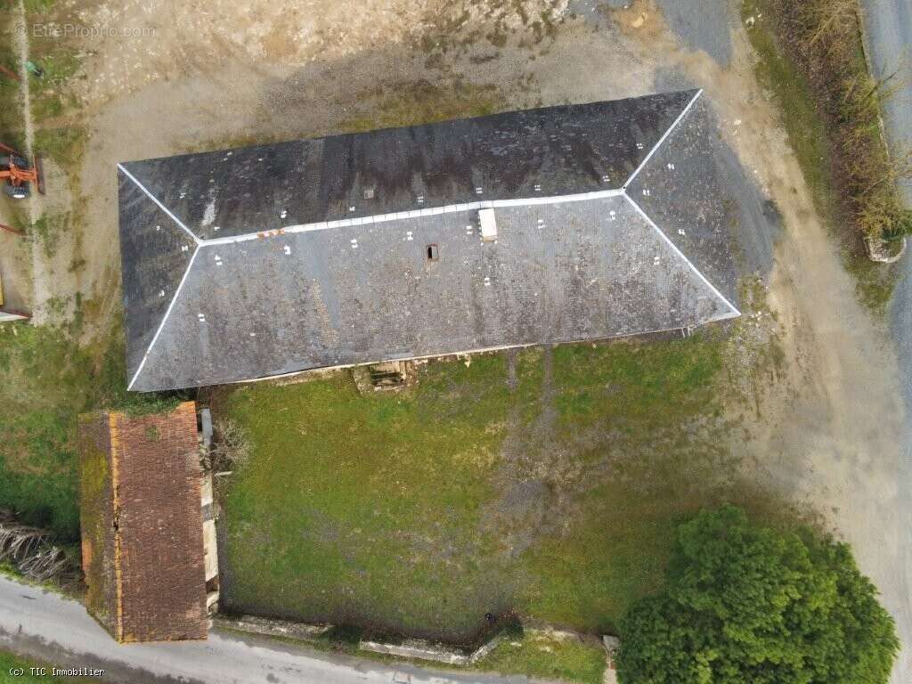 Maison à VERTEUIL-SUR-CHARENTE