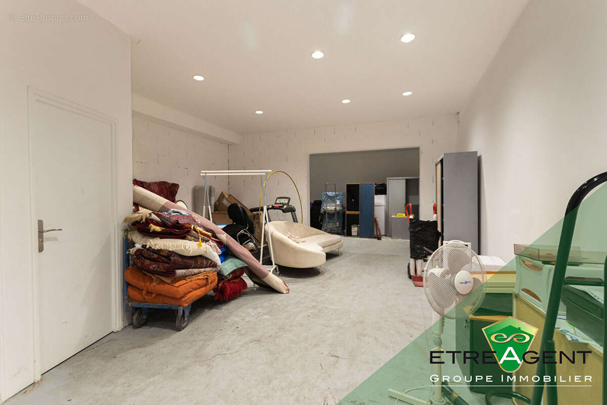 Commerce à MANTES-LA-VILLE