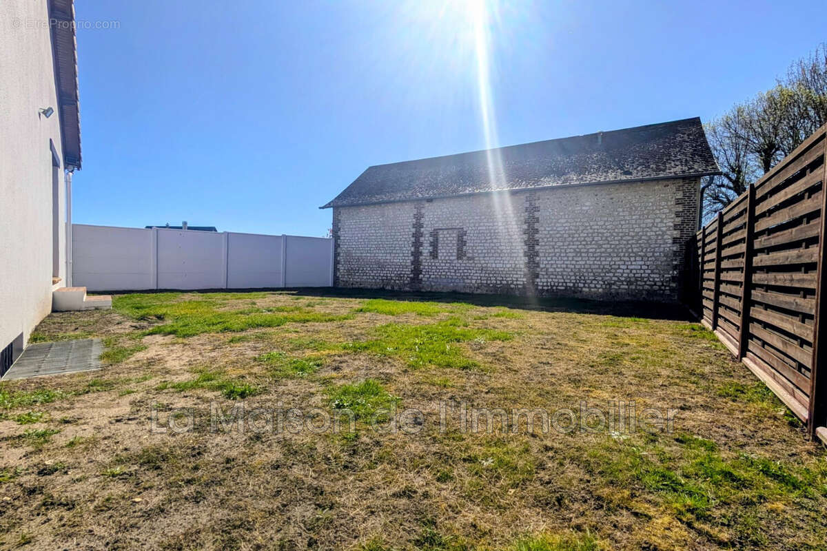 Maison à CRIQUEBEUF-SUR-SEINE