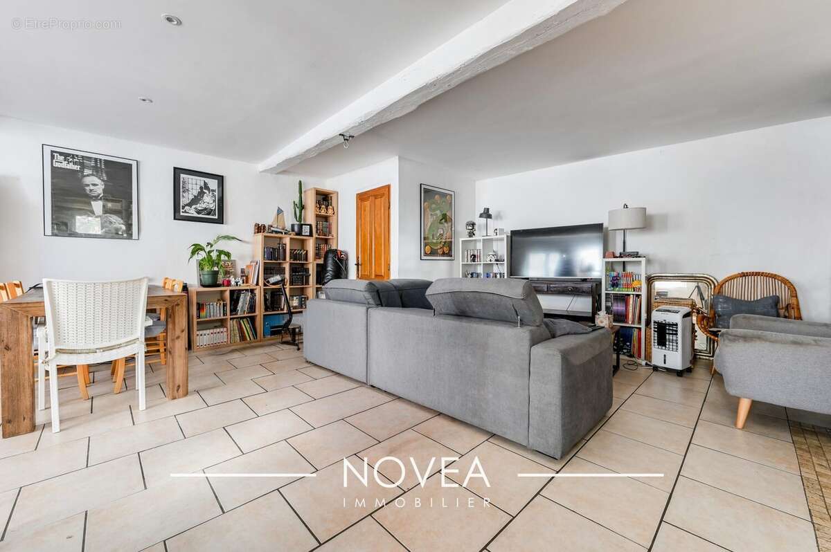 Maison 128 m² à Couzon-Au-Mont-D'or  - photo 2