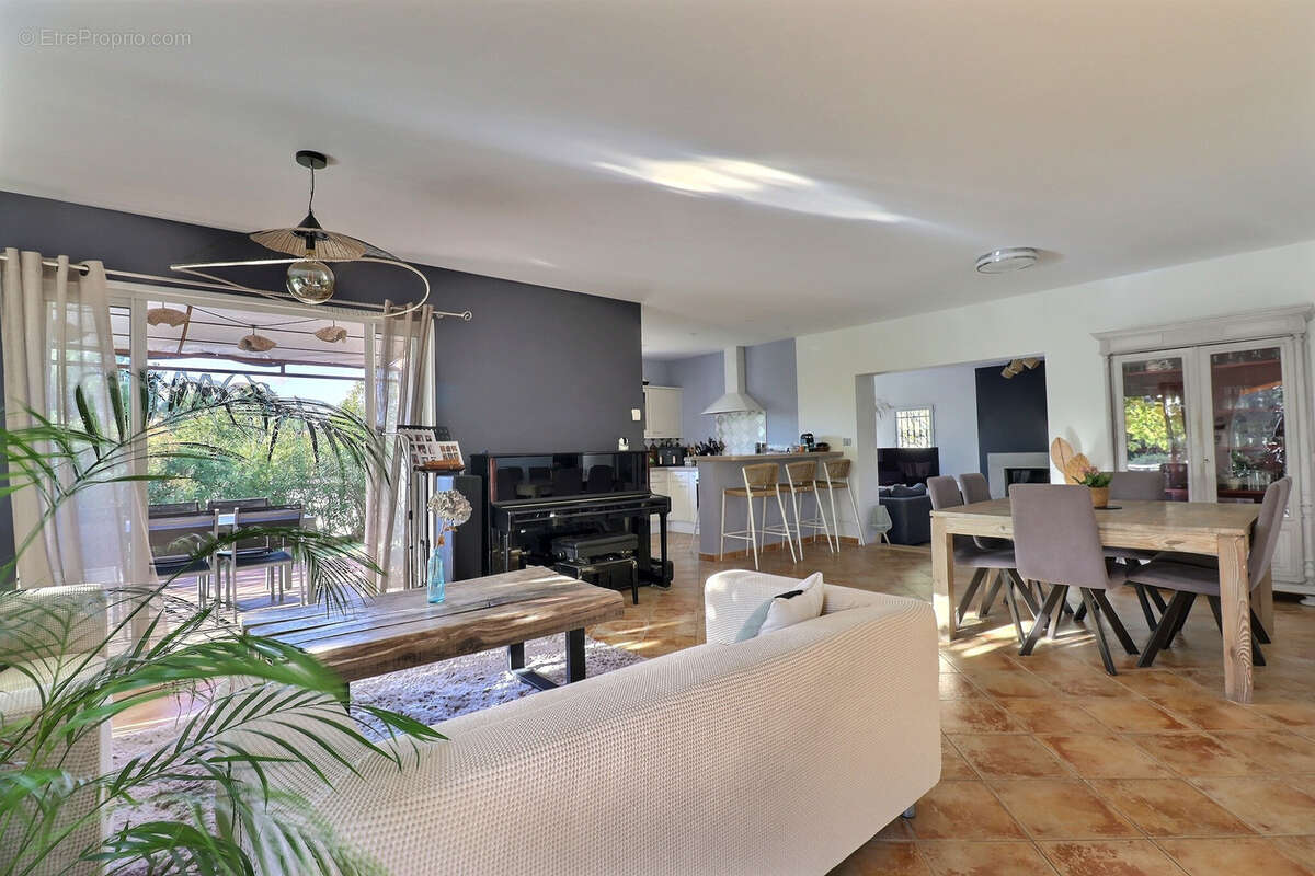 Maison à PRADES-LE-LEZ