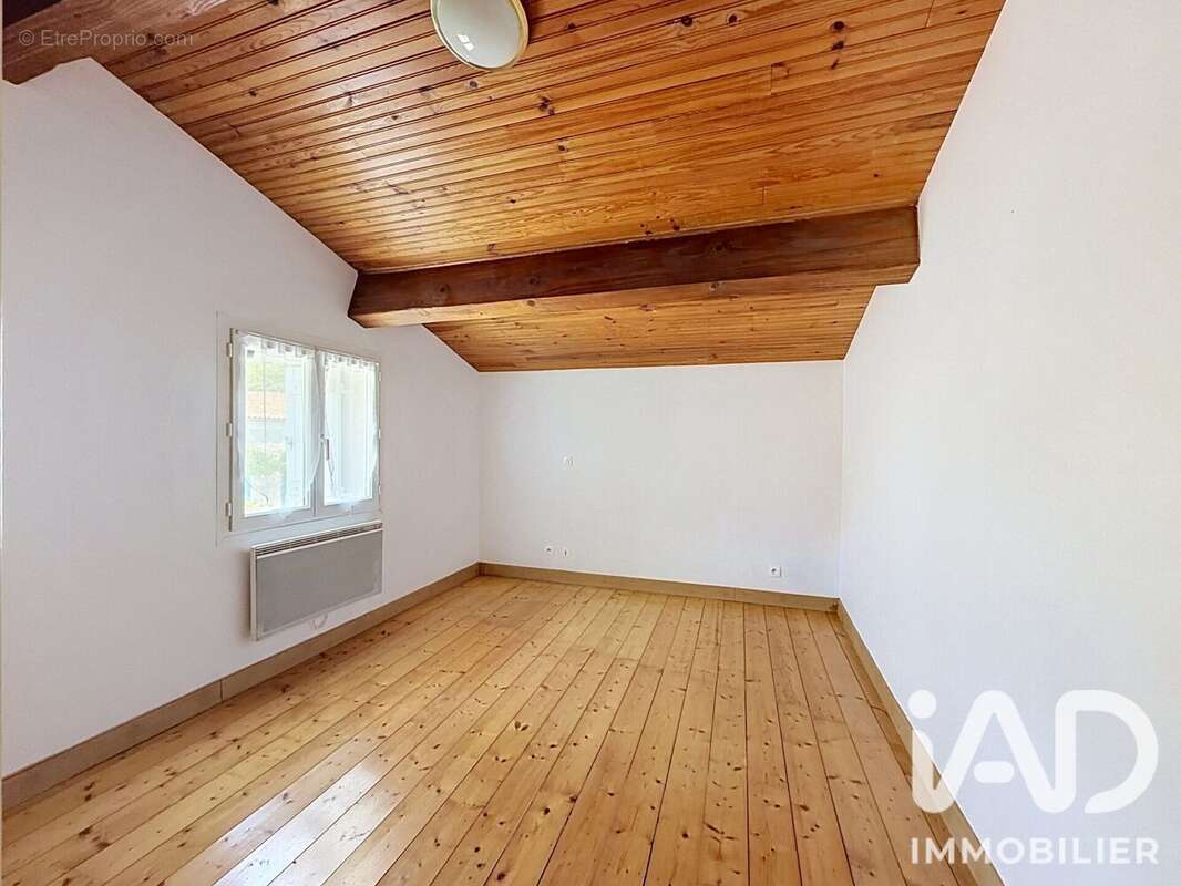Maison 70 m² à Mosnac  - photo 9