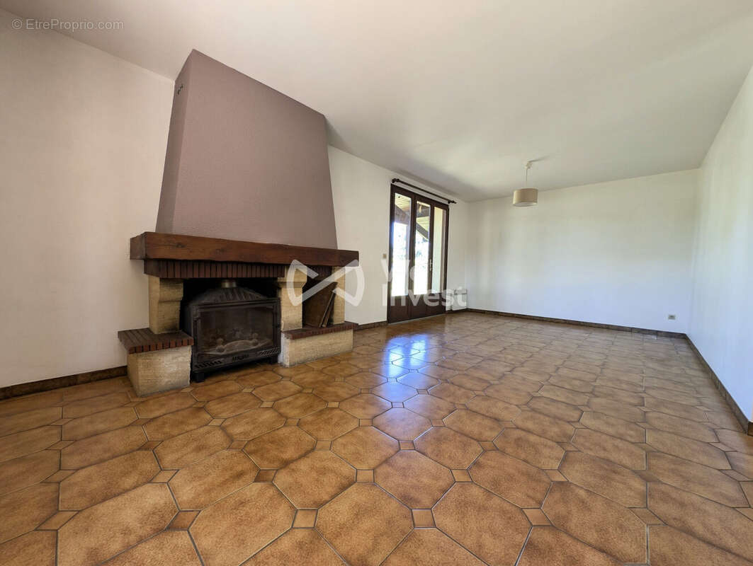Maison 88 m² à Labrit  - photo 3