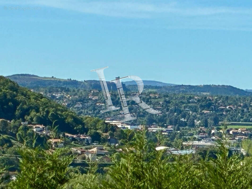 Maison à SAINT-GERMAIN-LAPRADE