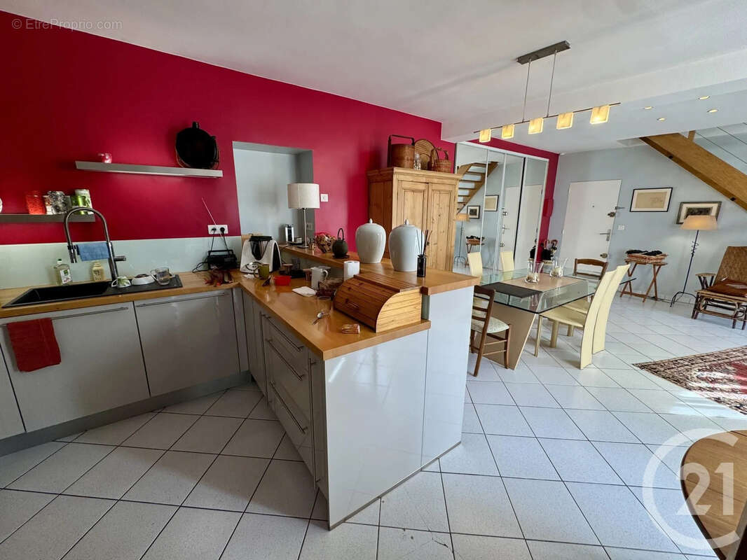 Appartement à FONTAINEBLEAU