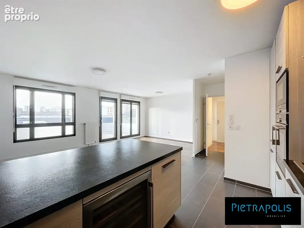 Appartement 60 m² à Aubervilliers  - photo 4