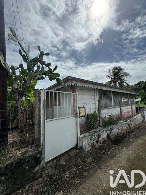 Photo 2 - Terrain à LE GOSIER