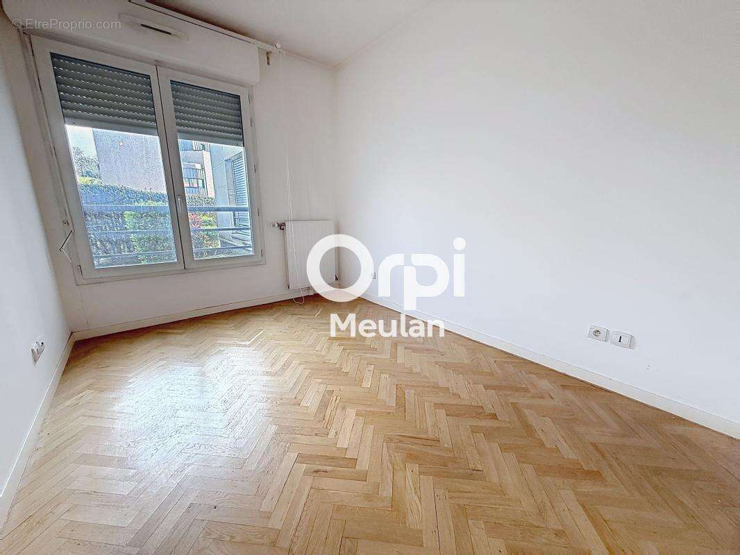 Appartement à HARDRICOURT