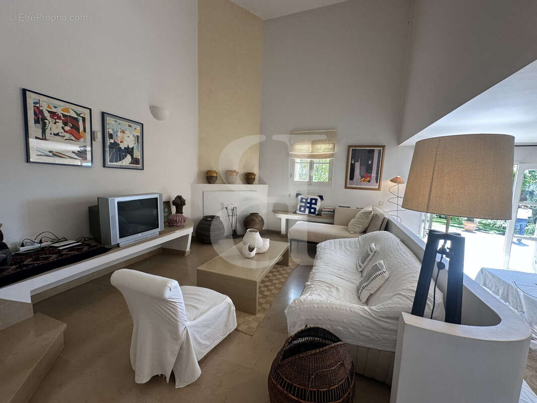 Maison à VAISON-LA-ROMAINE