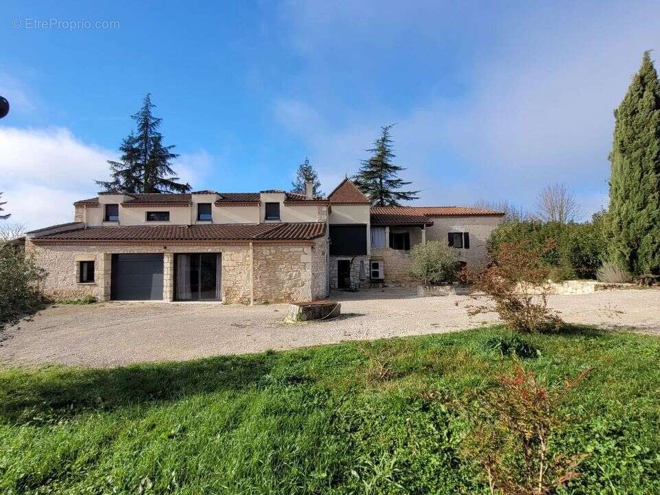 Maison à CREMPS