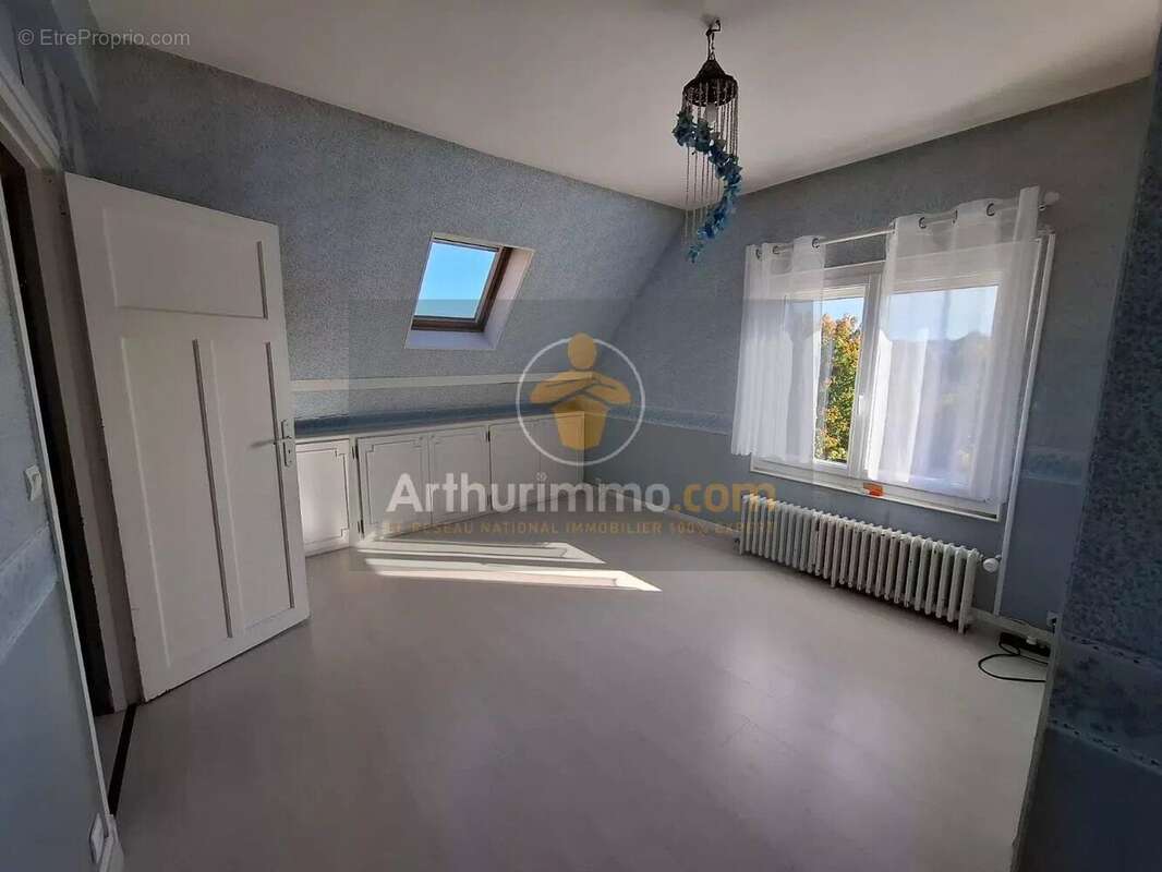 Maison à COULOMMIERS