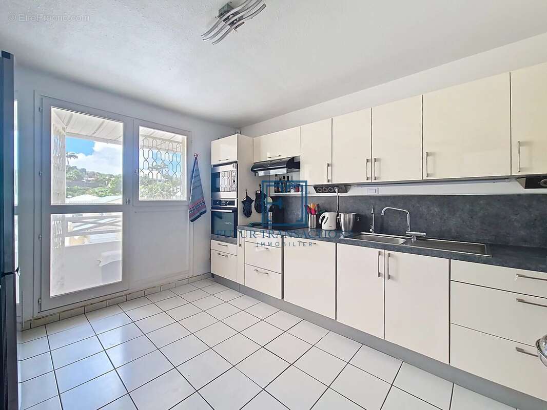 Appartement à LE GOSIER