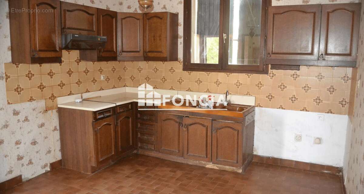 Maison 112 de m2 sur parcelle de 2110 m2 idéalement située ! - photo 4