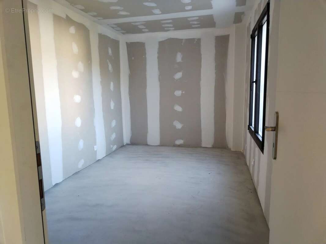 Maison à BOURRON-MARLOTTE