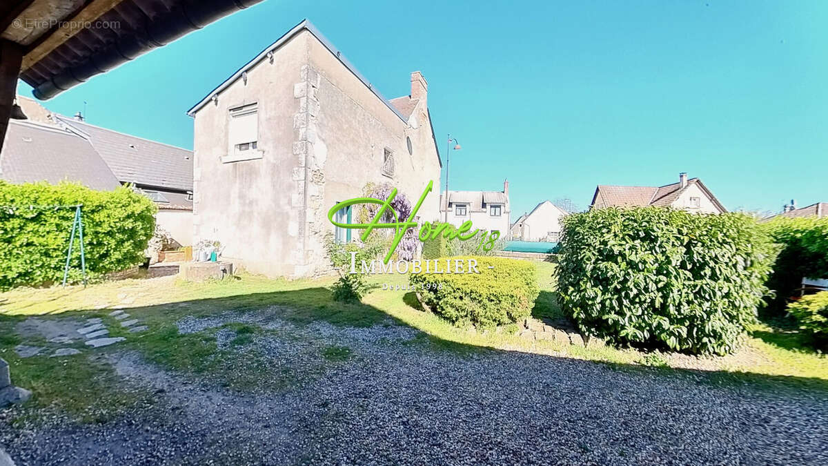 Maison 160 m² à Bourges  - photo 3