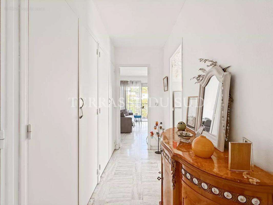 Appartement à MARSEILLE-7E