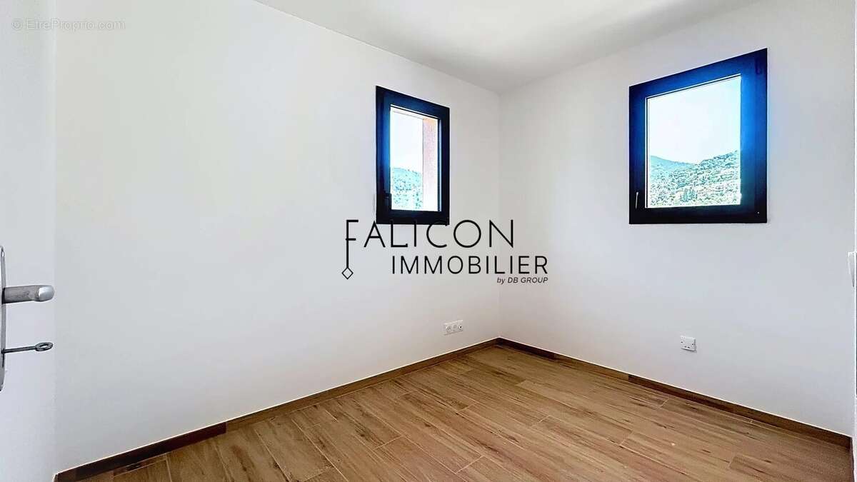 Maison à TOURRETTE-LEVENS