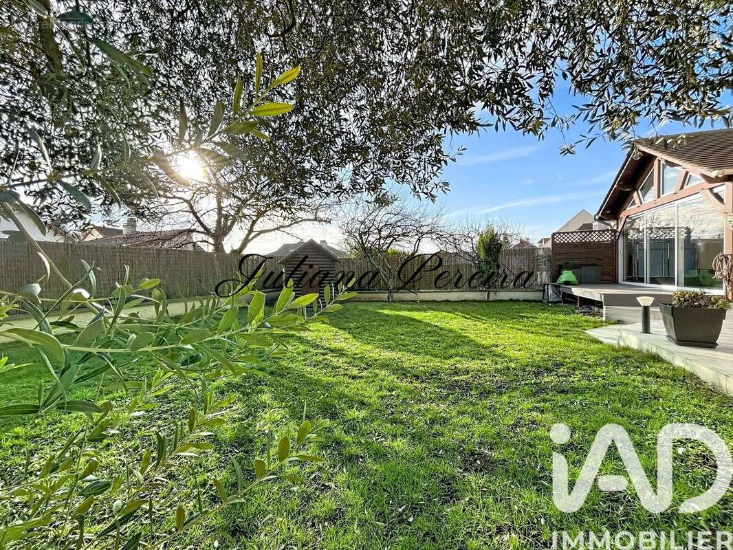 Photo 2 - Maison à ISSOU