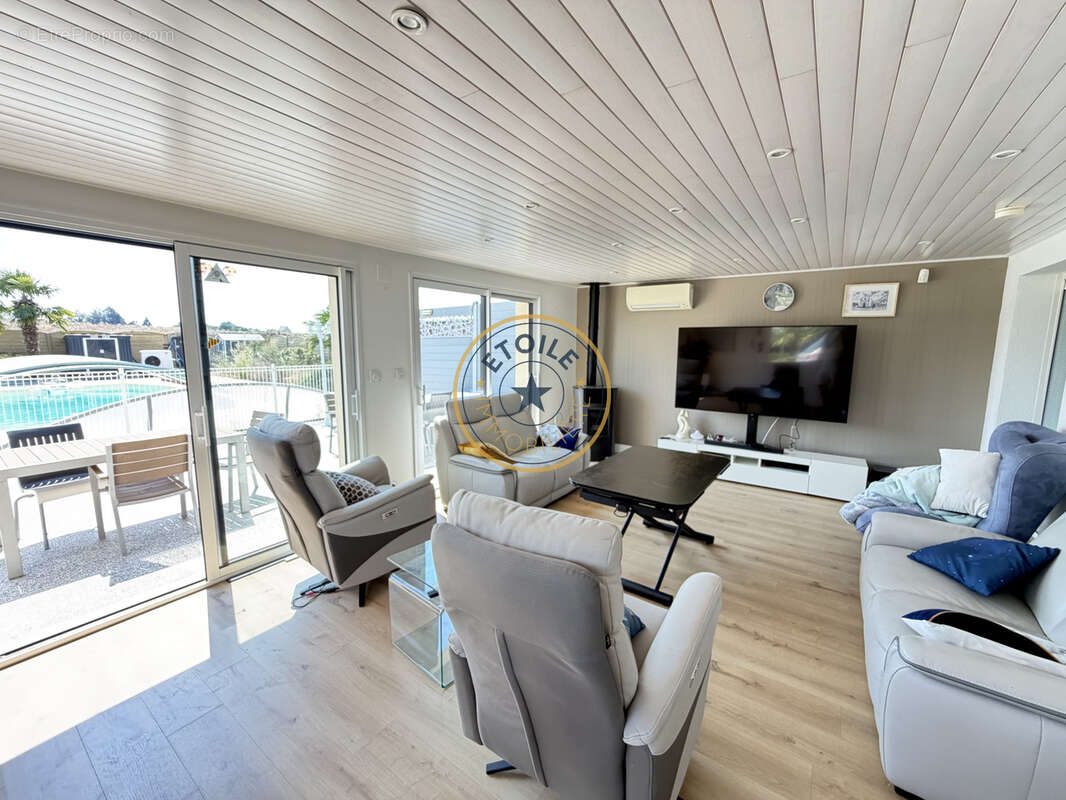 Maison familiale 187m2 Seiches-sur-le-Loir/Corzé - Piscine et Garage - photo 3