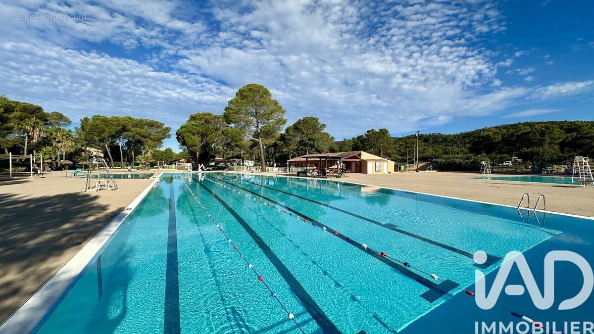 Photo 1 - Terrain à FREJUS