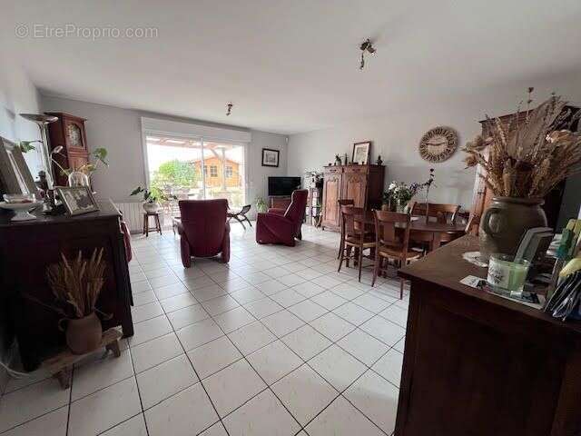 Maison de plain pied sans mitoyenneté avec garage - photo 4