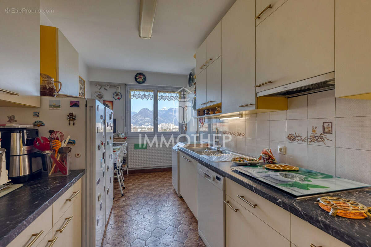 Appartement à ECHIROLLES