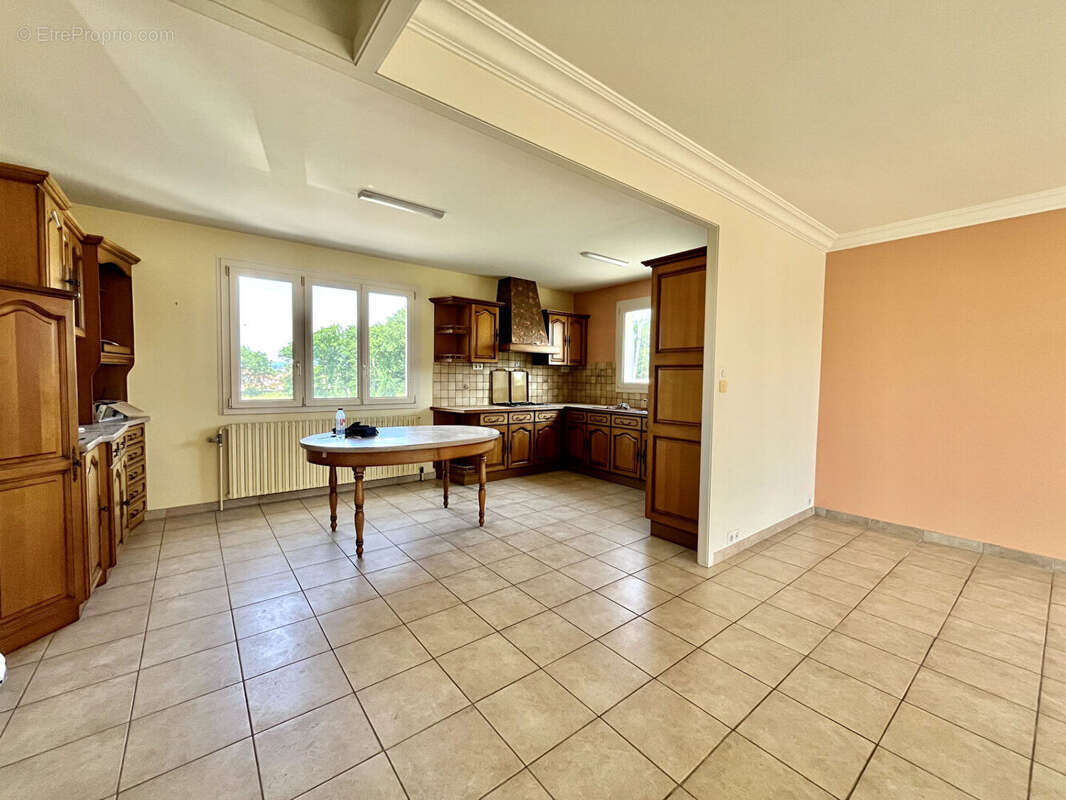 Appartement à LES HERBIERS